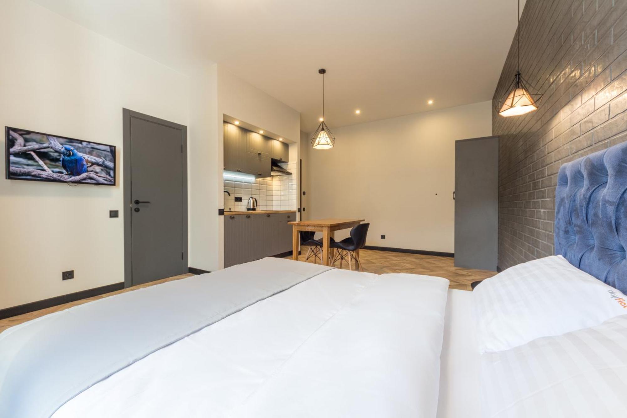 Self Check-In Apartments Maidan Area Київ Екстер'єр фото