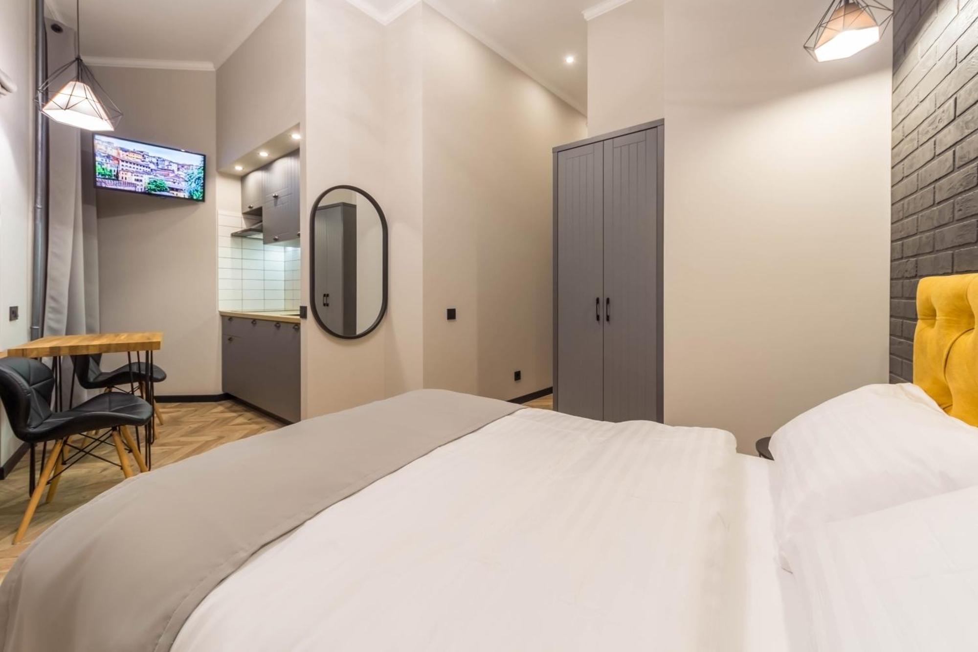 Self Check-In Apartments Maidan Area Київ Екстер'єр фото