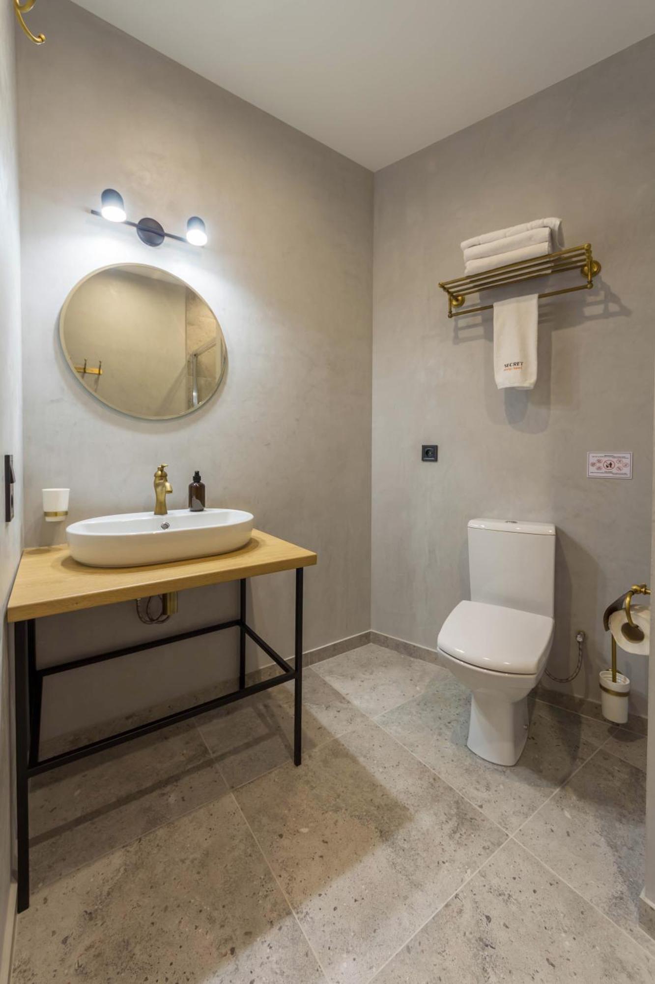 Self Check-In Apartments Maidan Area Київ Екстер'єр фото